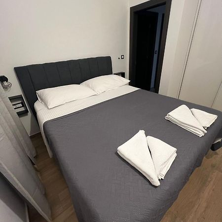 Apartmani Karla Paklenica Starigrad Paklenica Eksteriør billede