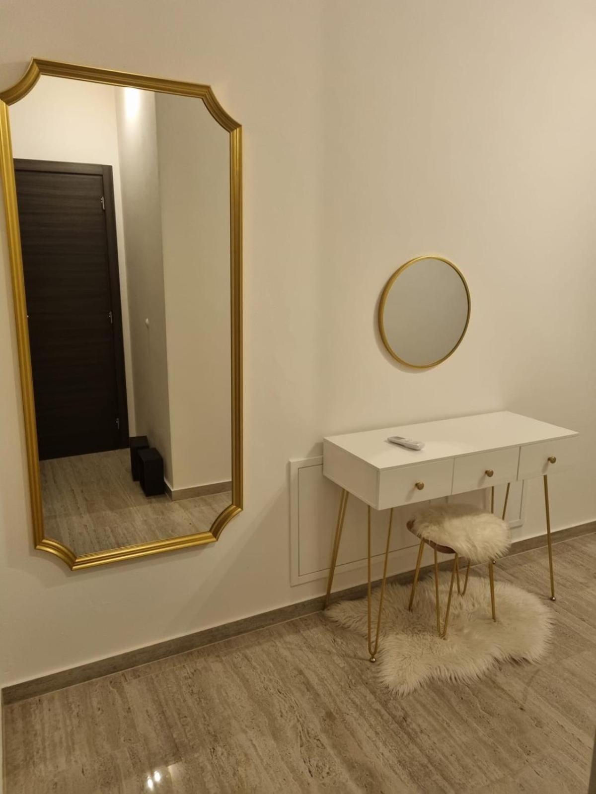 Apartmani Karla Paklenica Starigrad Paklenica Eksteriør billede