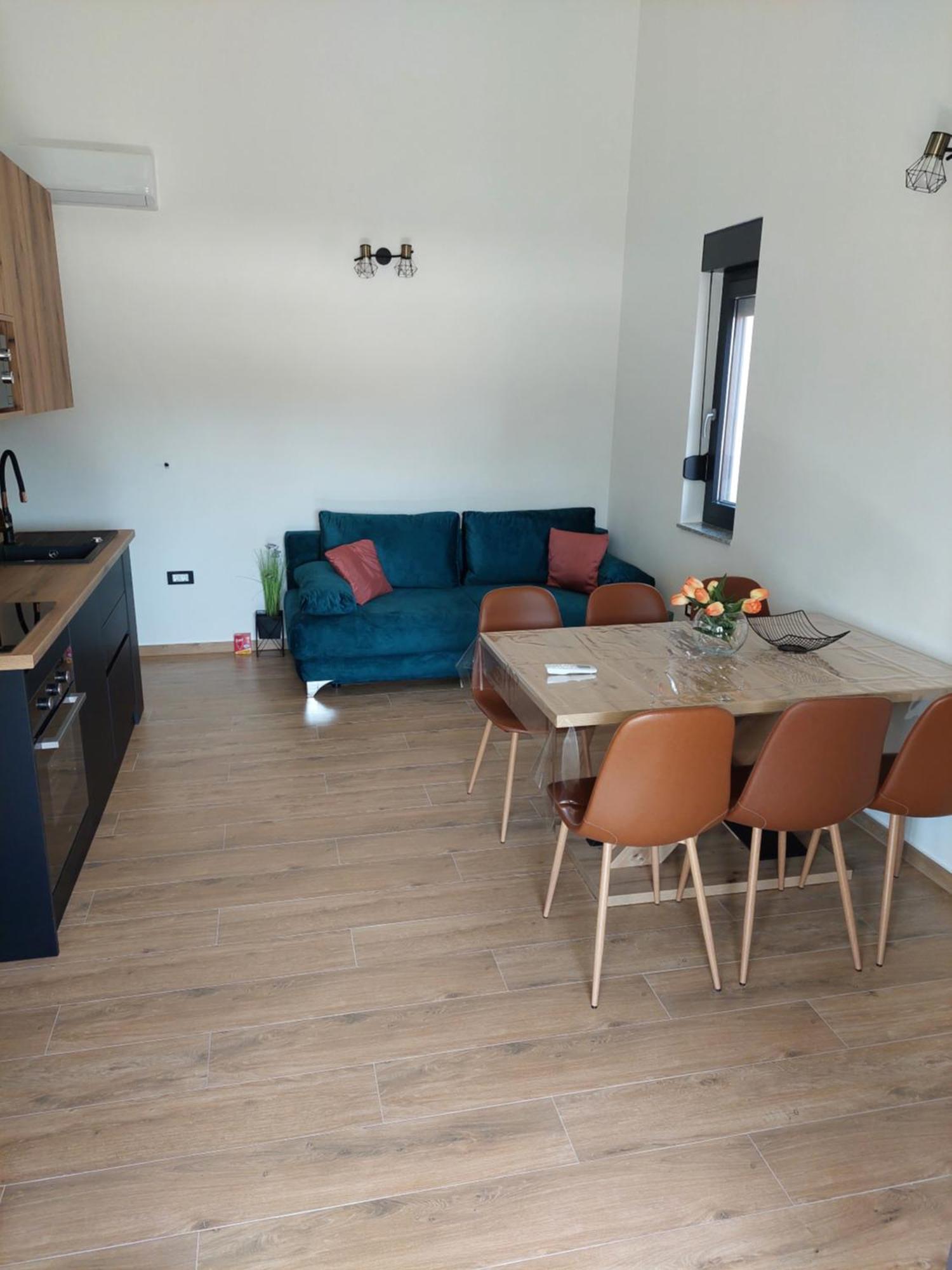 Apartmani Karla Paklenica Starigrad Paklenica Eksteriør billede