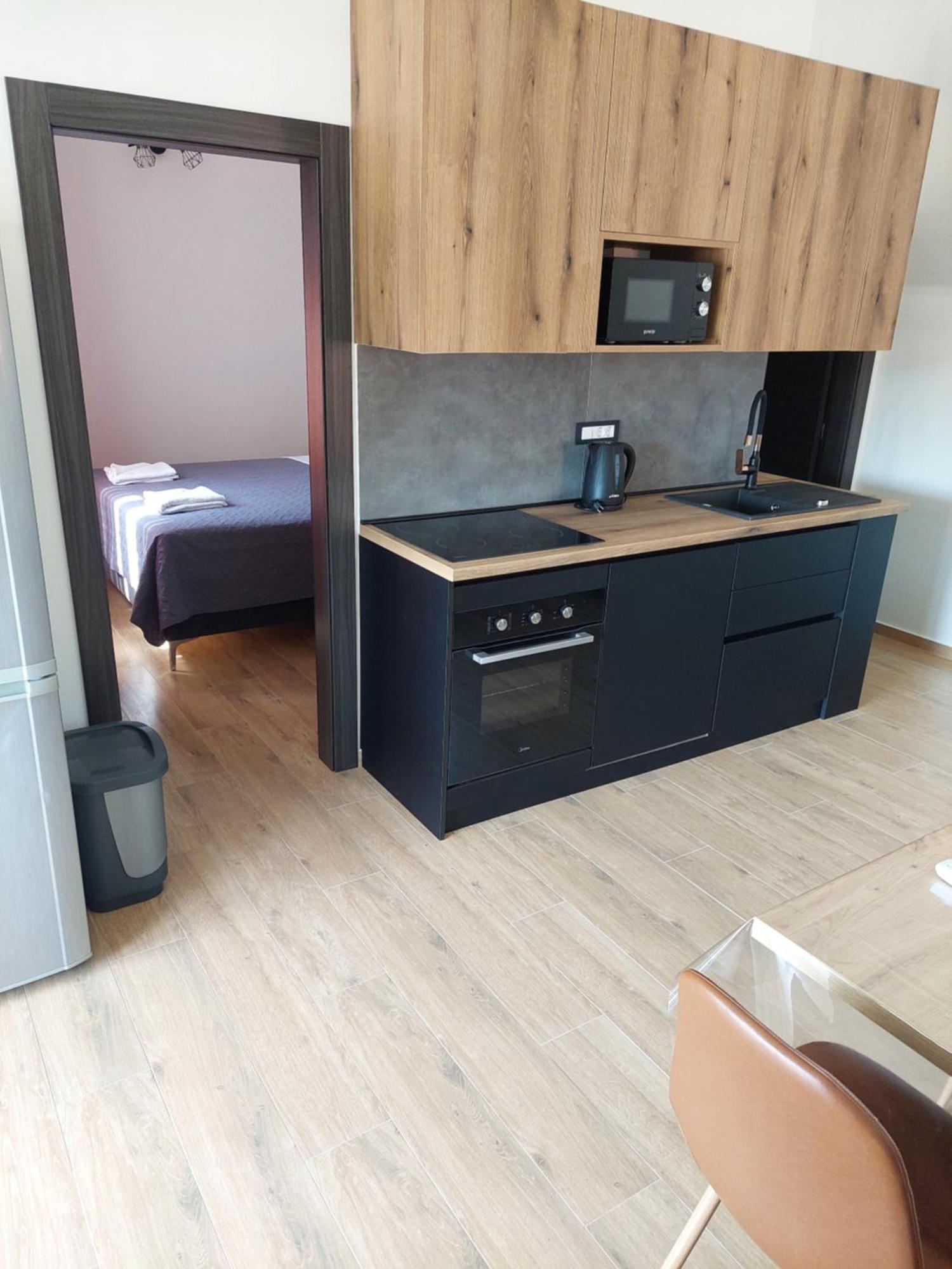 Apartmani Karla Paklenica Starigrad Paklenica Eksteriør billede