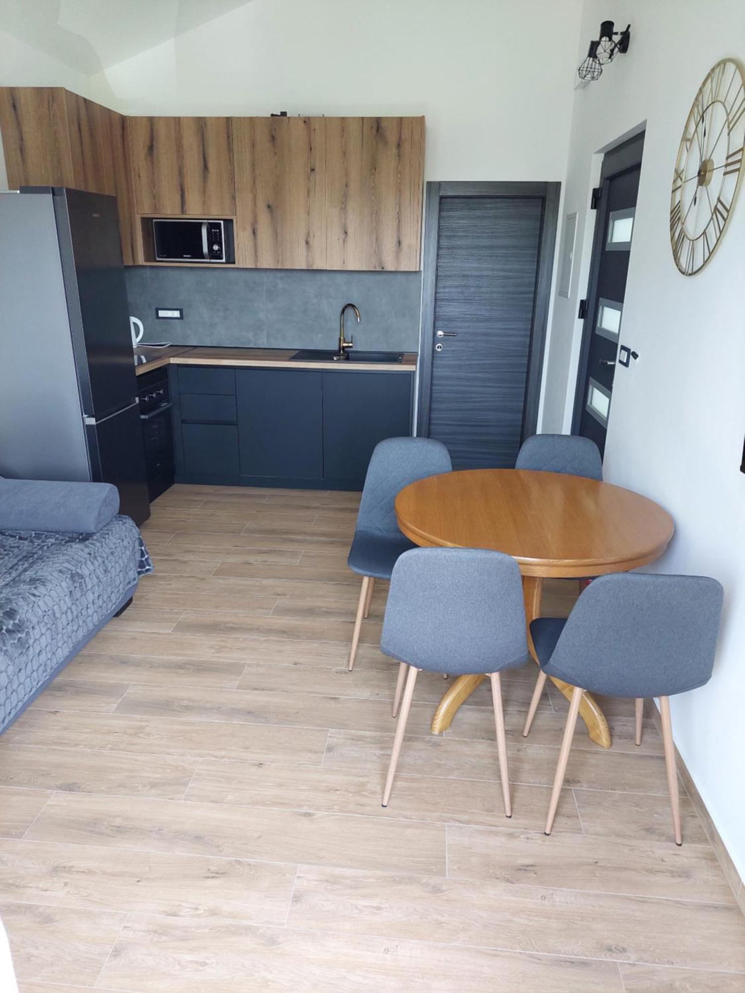 Apartmani Karla Paklenica Starigrad Paklenica Eksteriør billede