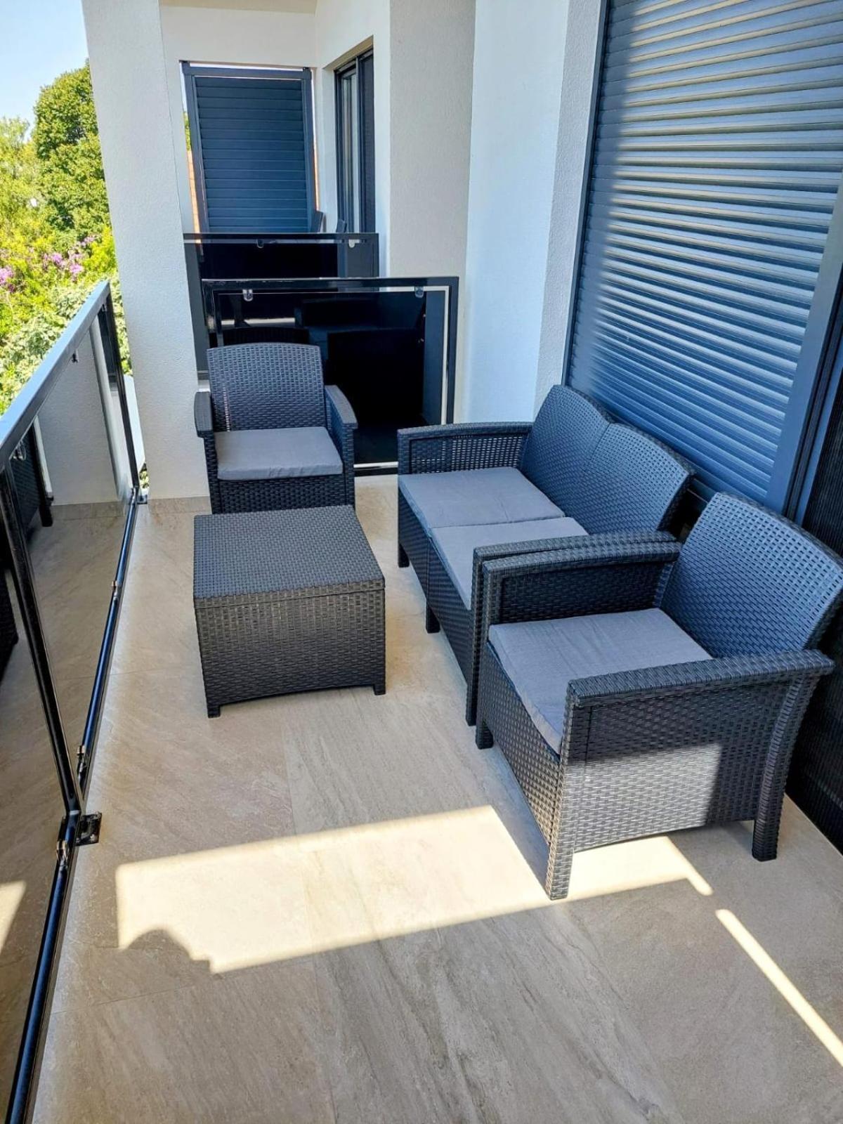 Apartmani Karla Paklenica Starigrad Paklenica Eksteriør billede